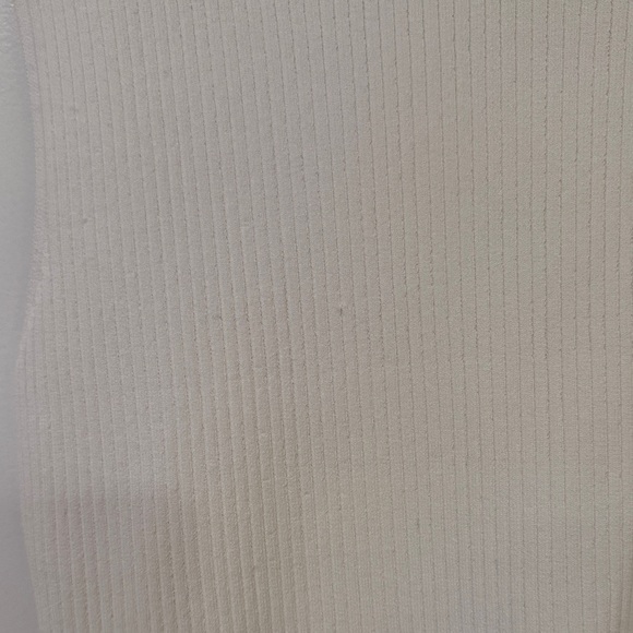 Express Cream Ribbed Tank Top - Picture 10 of 14